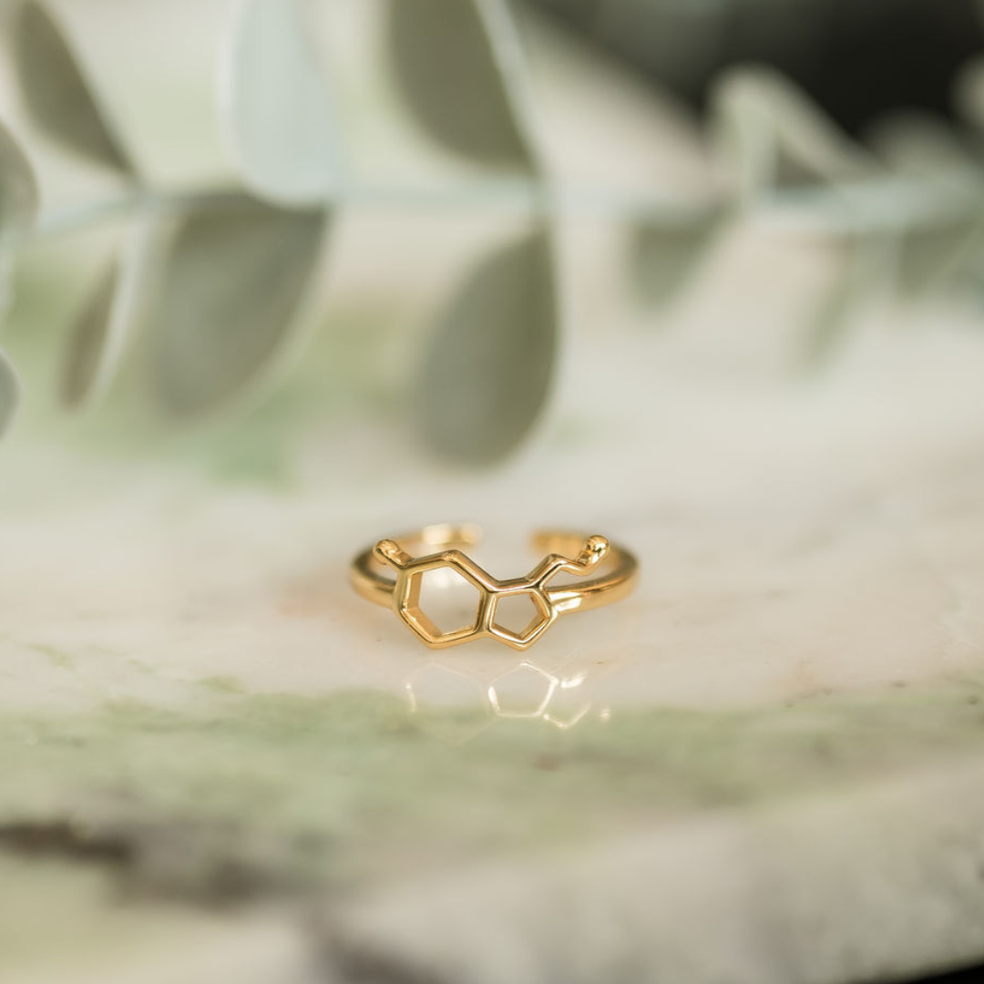 Serotonin molecule ring in gold - chemistry inspired jewellery for science lovers | My Chemical Gift