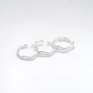 DNA double helix ring in silver - chemistry inspired jewellery gift for science lovers | My Chemical Gift